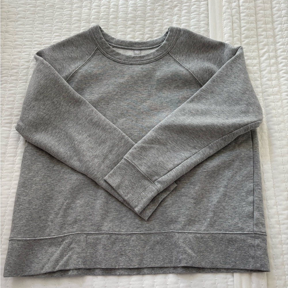 Athleta Heather Gray Crewneck Top